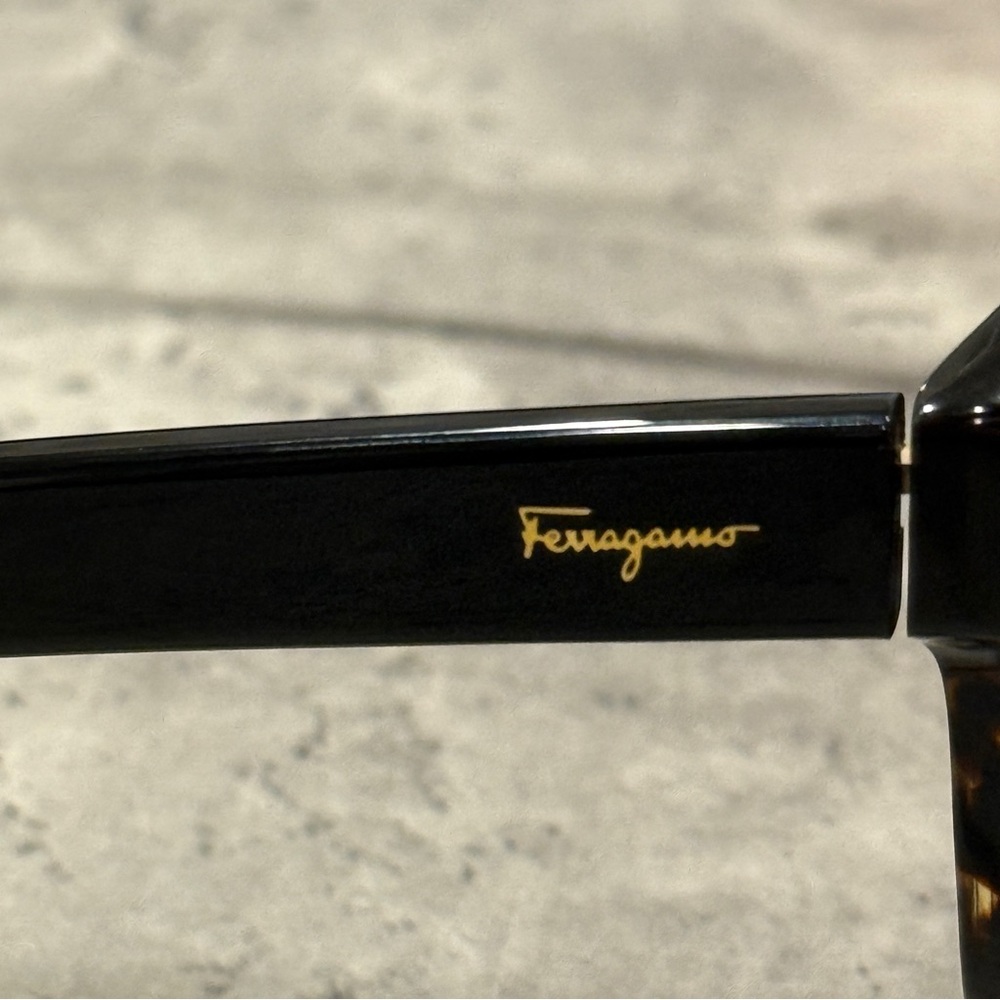 ✨ Salvatore Ferragamo Sunglasses – SFG418 Tortoise/Brown Gradient ✨ NEW! Cat Eye - Picture 6 of 16